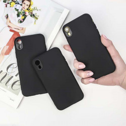 ETUI GUMA SMOOTH PROTECT NA TELEFON APPLE IPHONE XR CZARNY