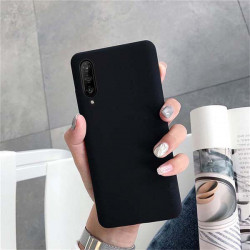 ETUI GUMA SMOOTH NA TELEFON HUAWEI MATE 30 CZARNY